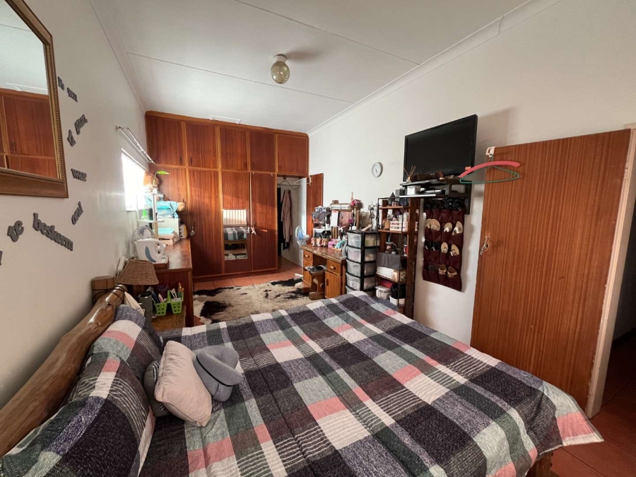 5 Bedroom Property for Sale in Die Rand Northern Cape